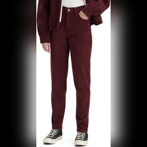 NWT Levi's High-Waisted Mom Jeans